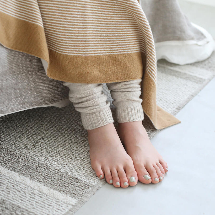 Cashmere knit jersey leg warmers