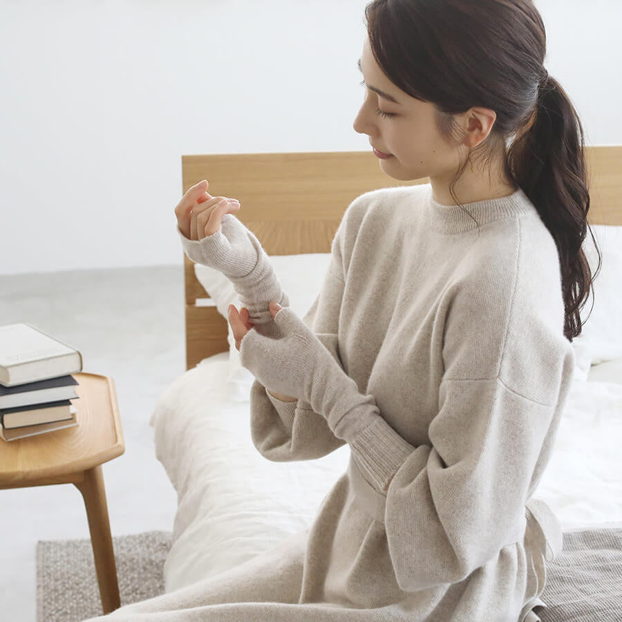 Cashmere knit hand warmers