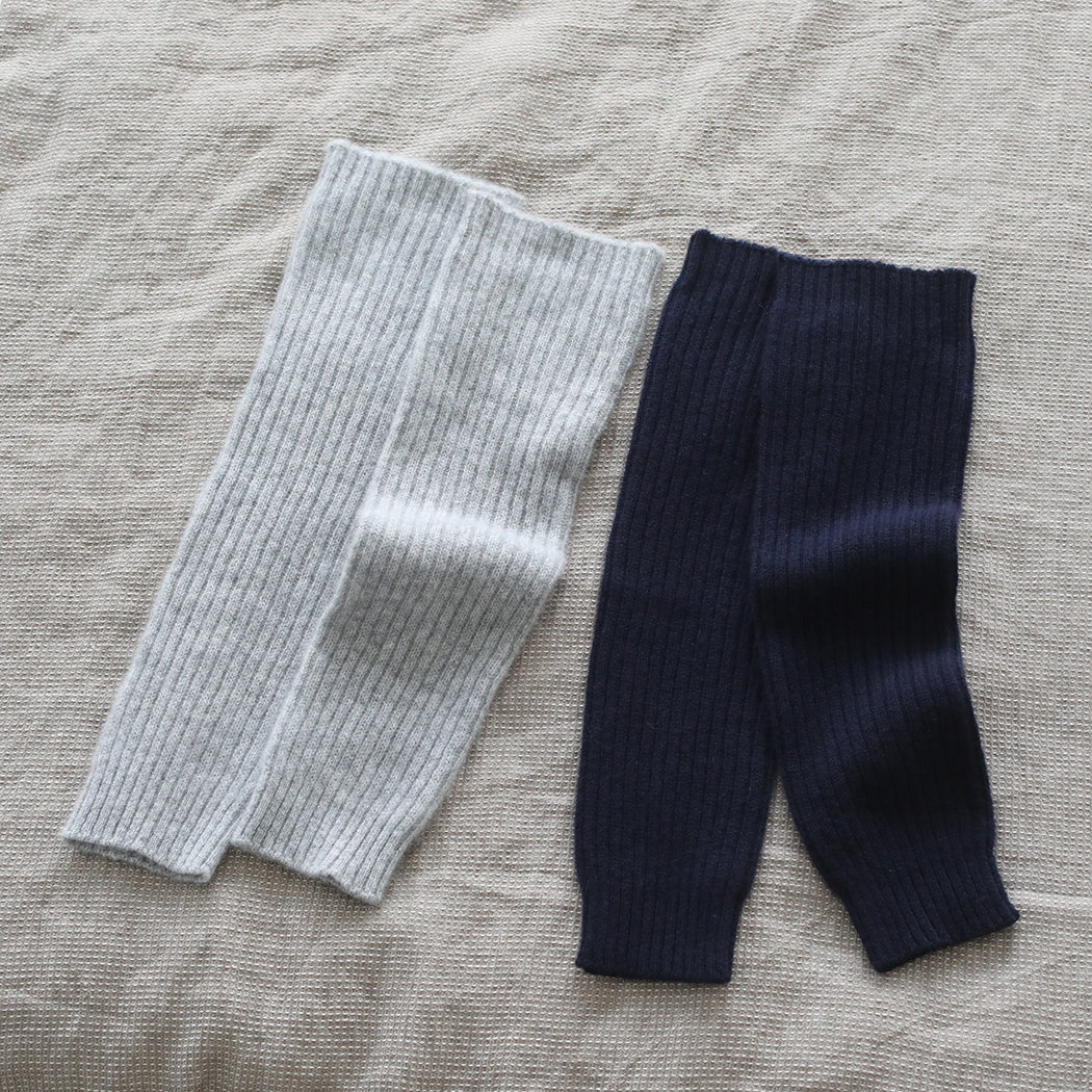 Cashmere knit rib leg warmers