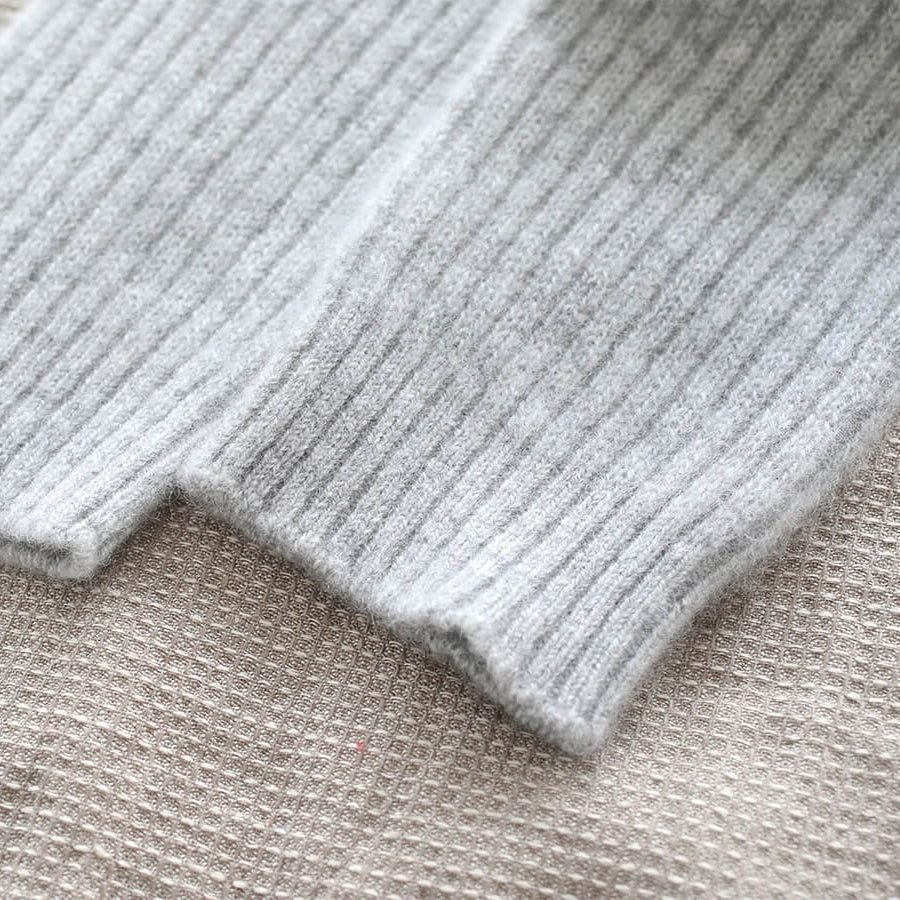Cashmere knit rib leg warmers