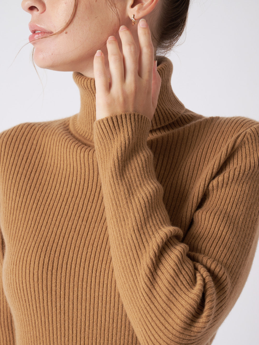 羊绒罗纹针织高领毛衣