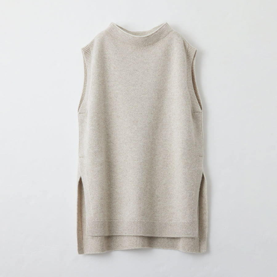 Personalized custom order of women's Japanese luxury cashmere knit bottleneck vest