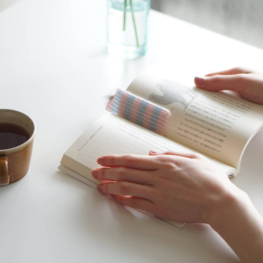 【For retailer】Cashmere angel bookmark