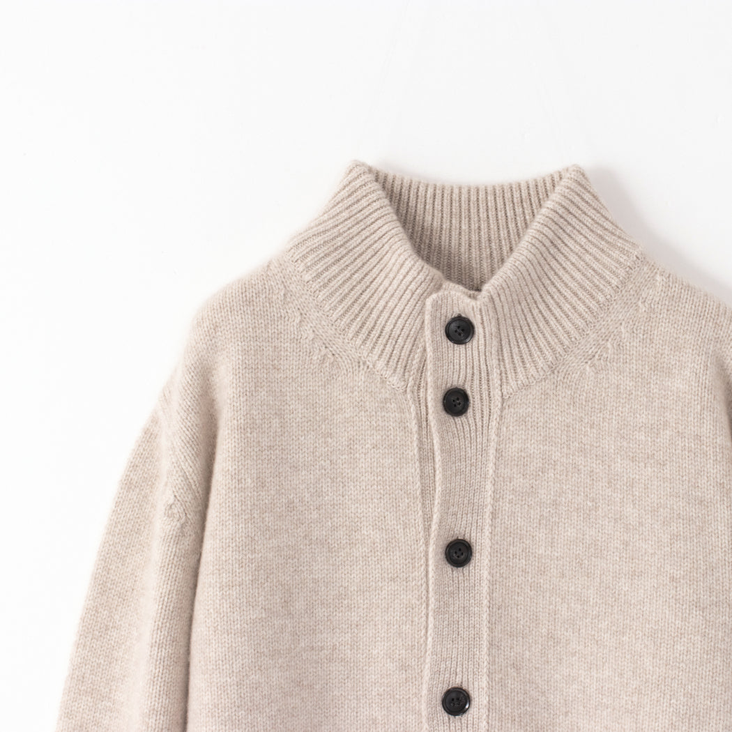 Cashmere high-necked jacket
