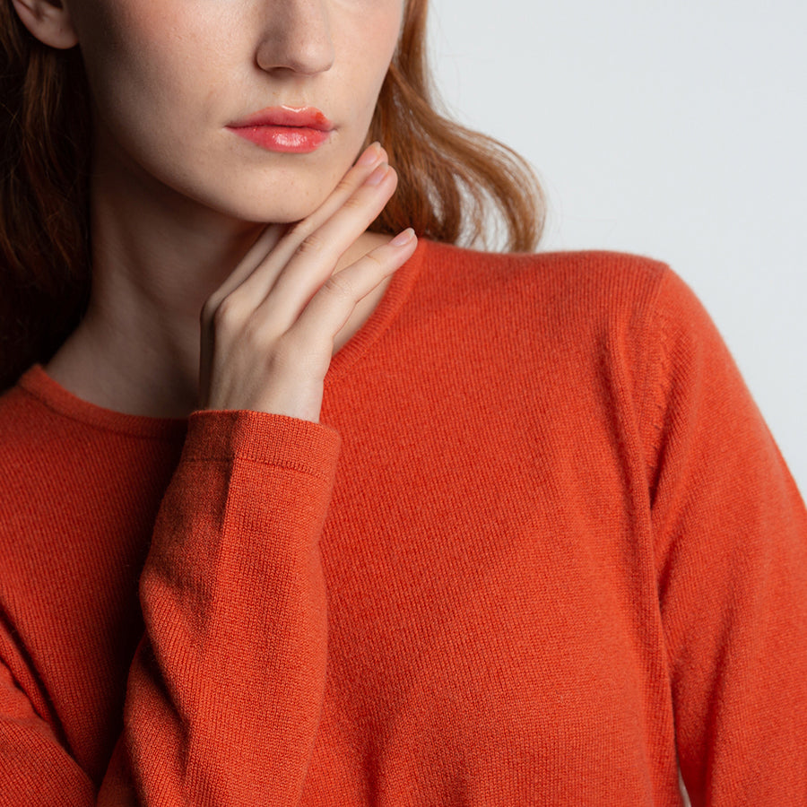 Personalized custom order of women's Japanese luxury cashmere knit crew-neck sweater