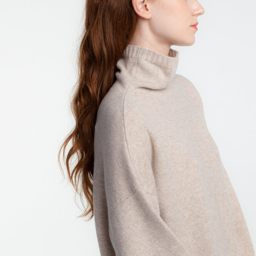 Luxury Cashmere bottleneck for Women