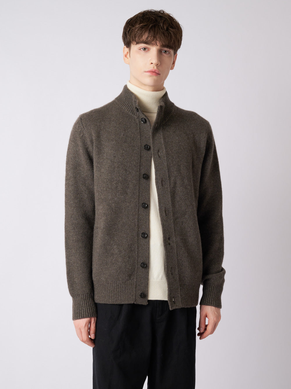 Cashmere high-necked jacket