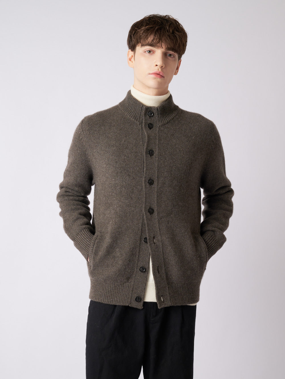 Cashmere high-necked jacket