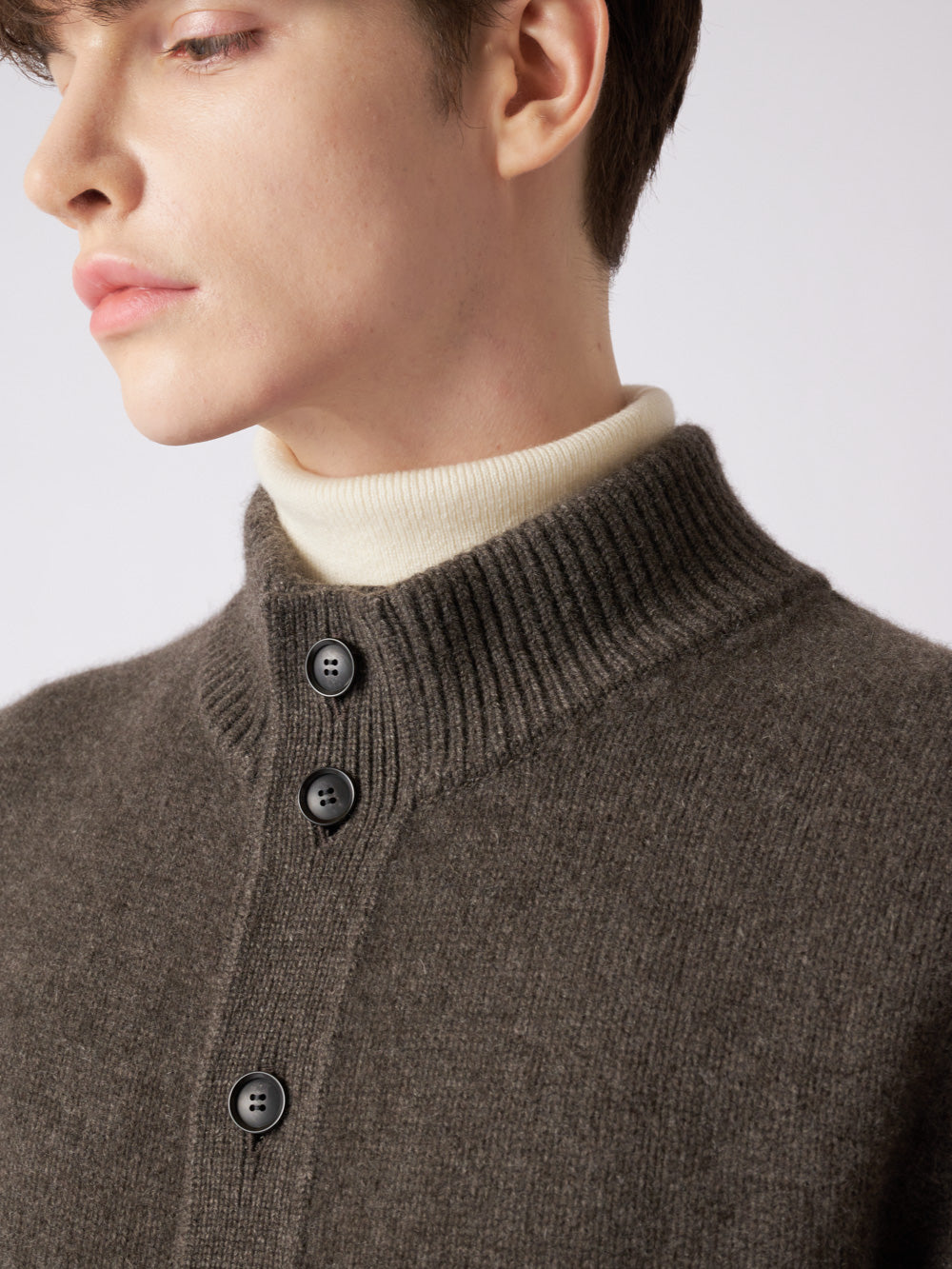 Cashmere high-necked jacket