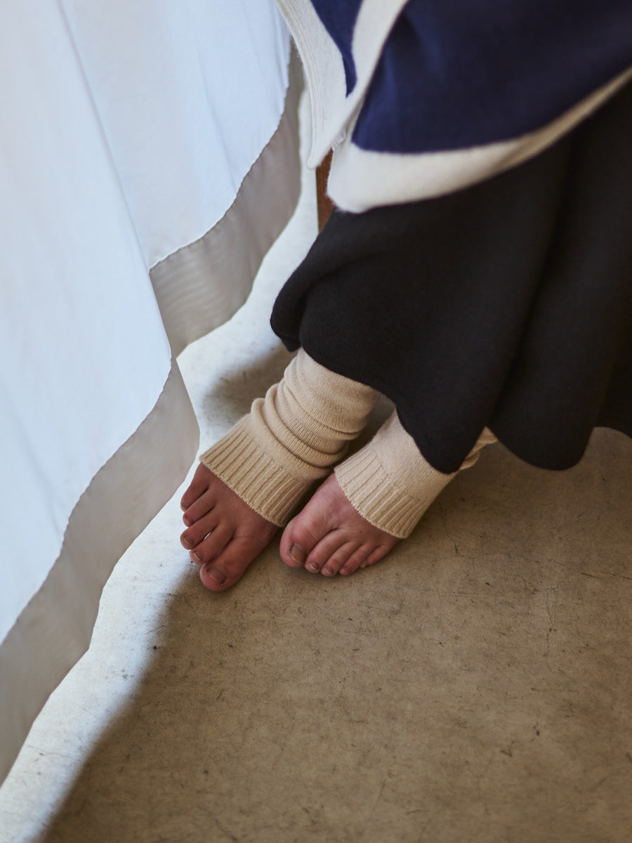 Cashmere knit jersey leg warmers