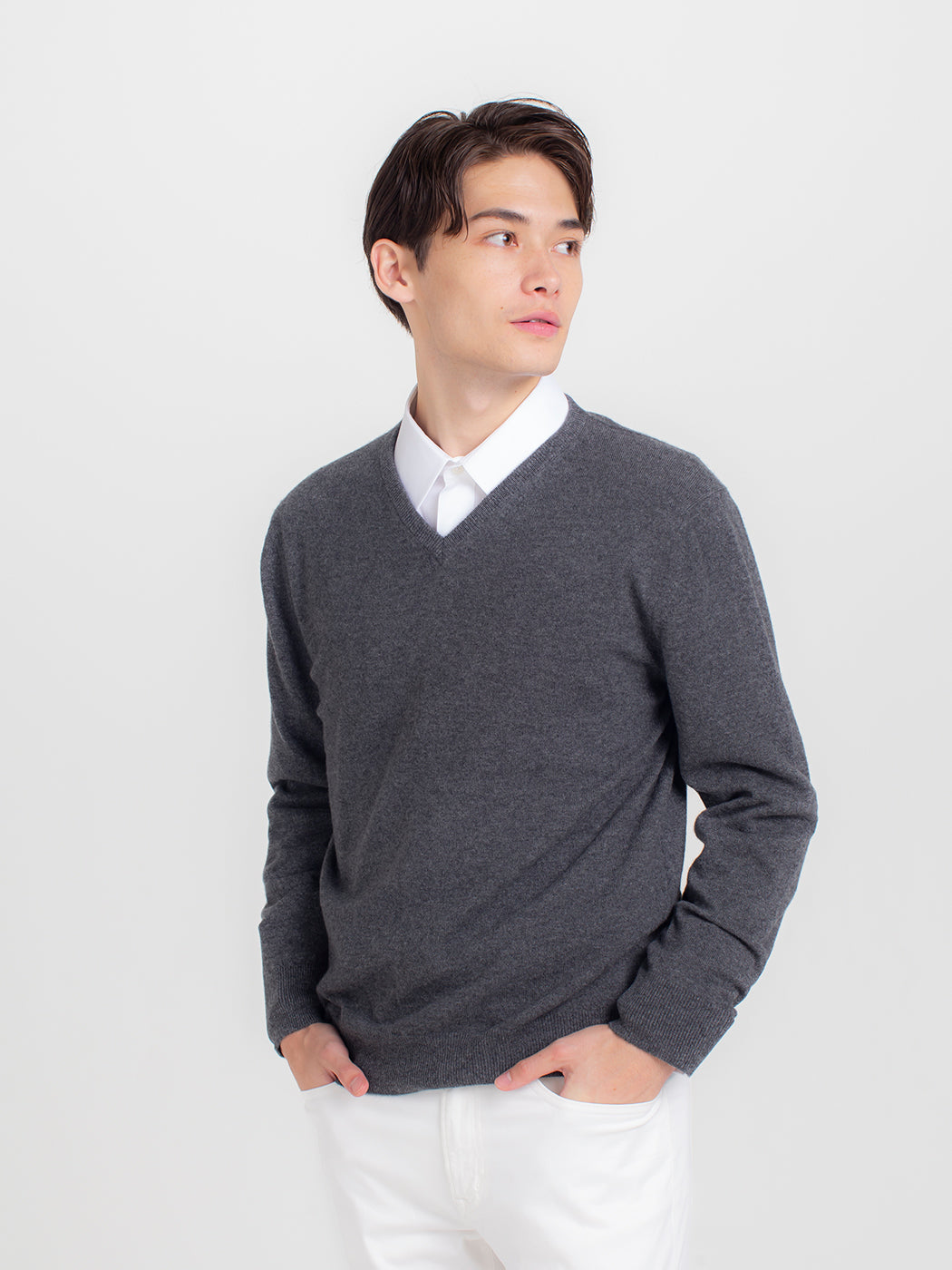 Cashmere v-neck sweater