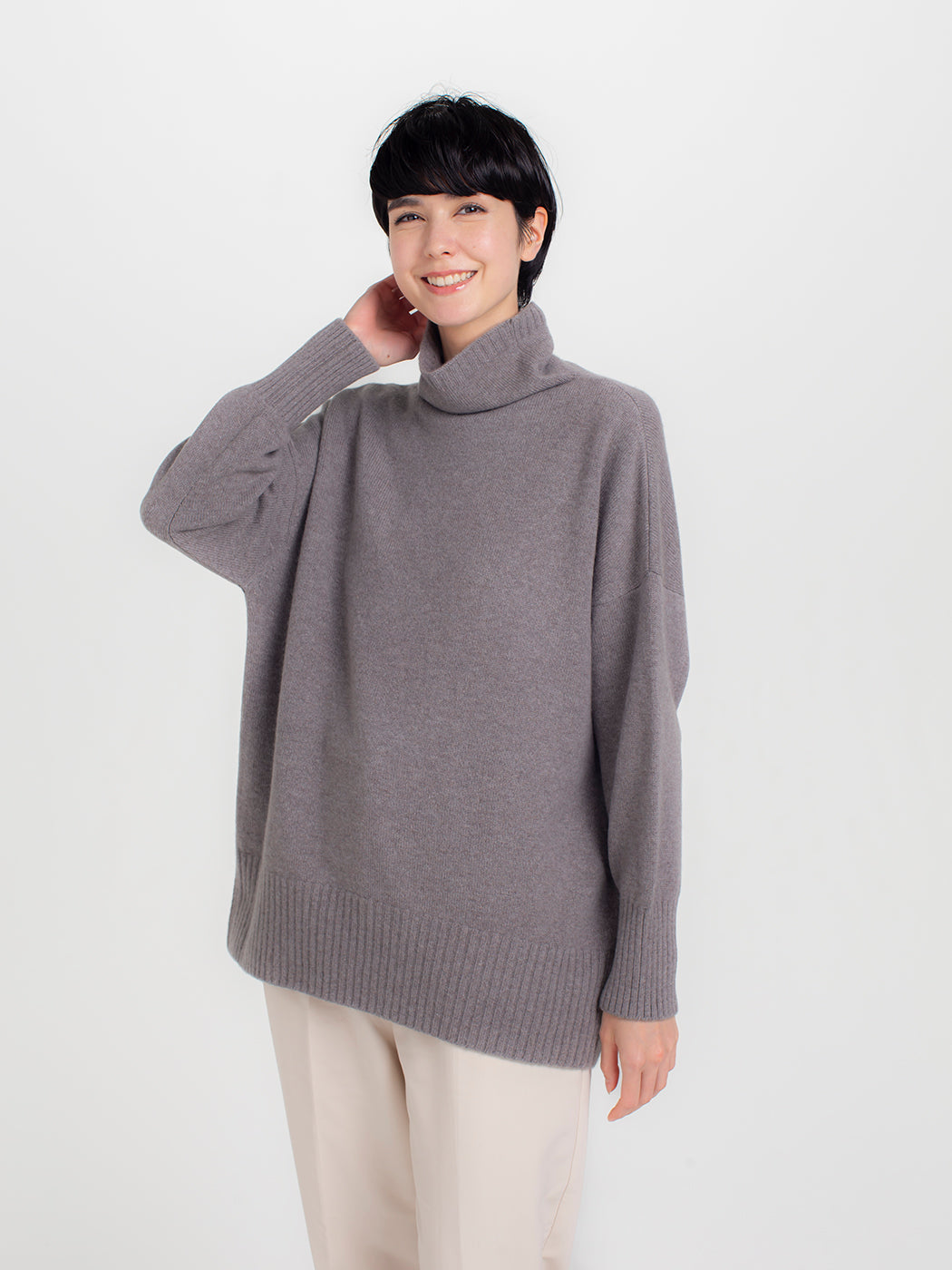 Cashmere turtleneck long top