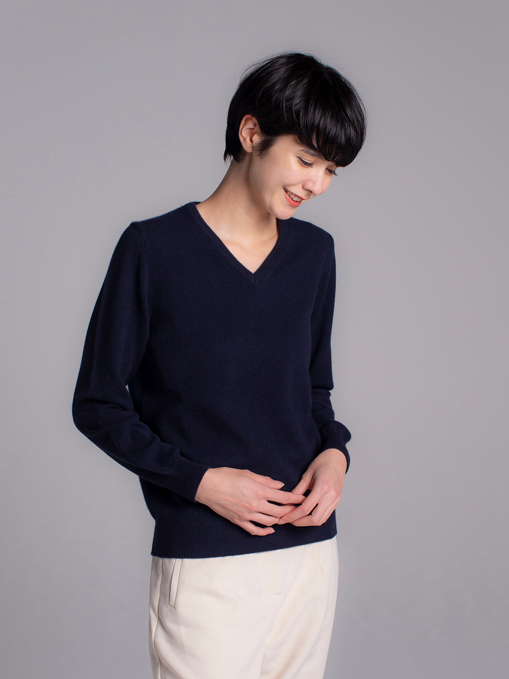 Baby Cashmere relax v-neck sweater