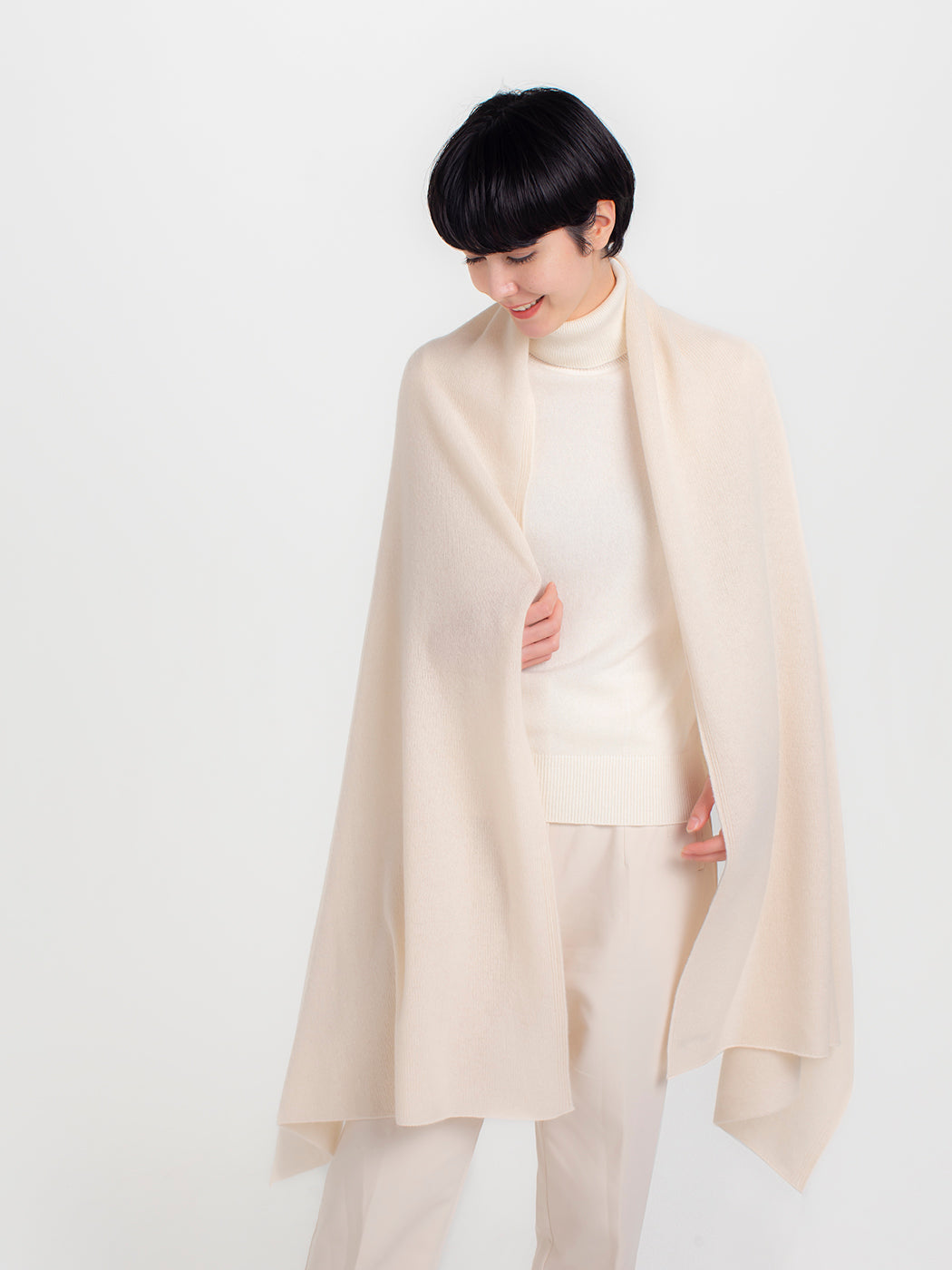 Large cashmere knit angel's shawl (200cm × 78cm)