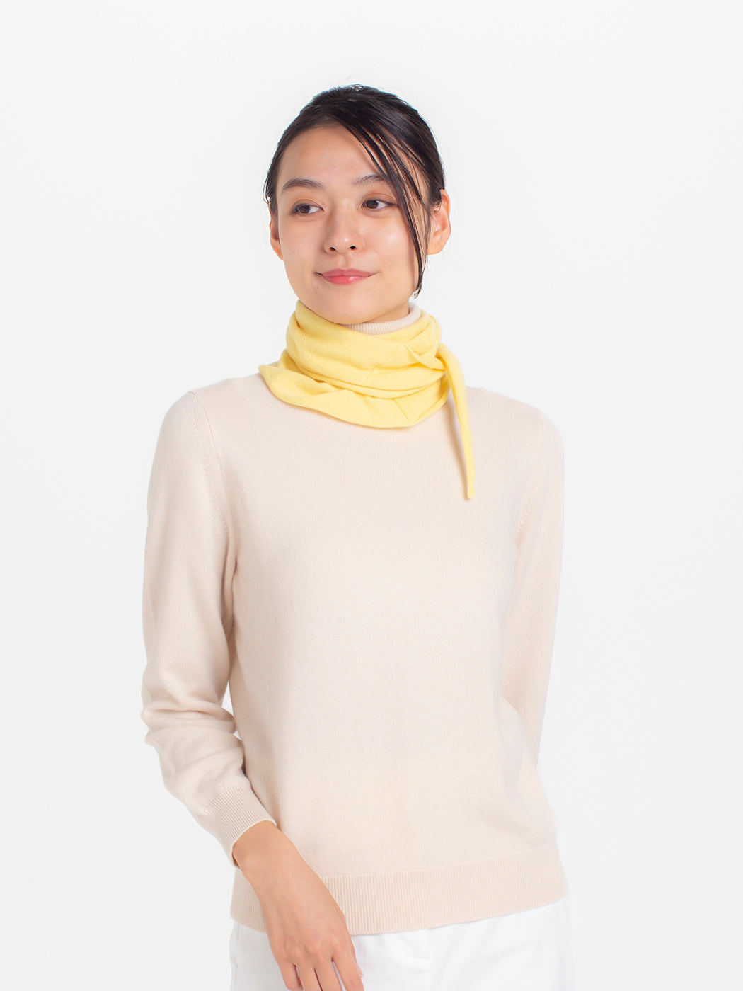 Cashmere knit triangle scarf (120cm×32cm)